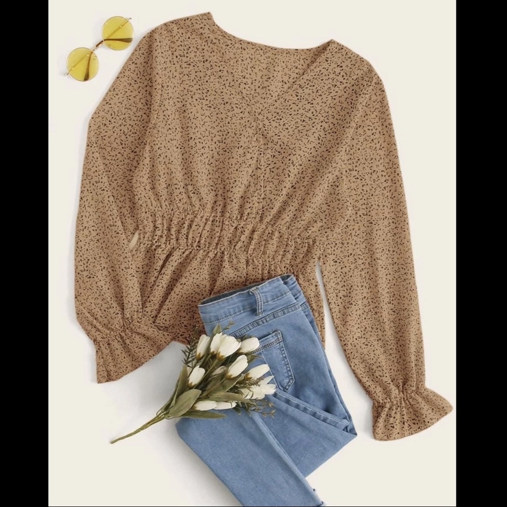 Plus Allover Print Flounce Sleeve Blouse